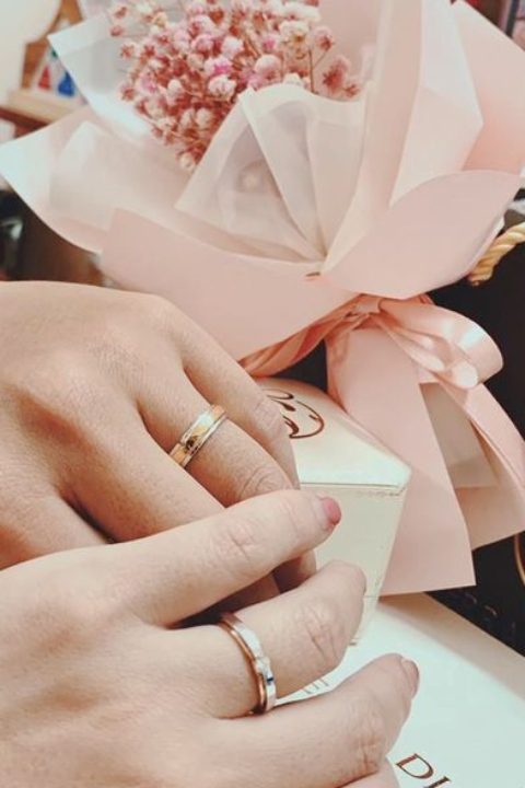 Nhẫn kim cương cặp là gì? Hướng dẫn chọn nhẫn cặp kim cương đẹp